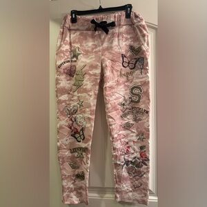 Gigi Moda pink camouflage butterfly pants.  One size fits all.  New without tags